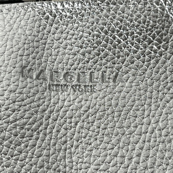 NWT Marcella New York City Silver Pebble Leather Jaimie Pouch - Picture 3 of 8